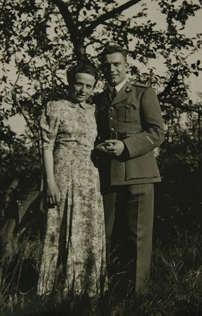 1939 - Gaston et Marie-Francoise Falisse - fiancailles.jpg